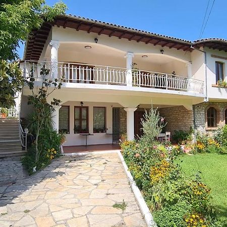 Veranda B&B Berat Extérieur photo