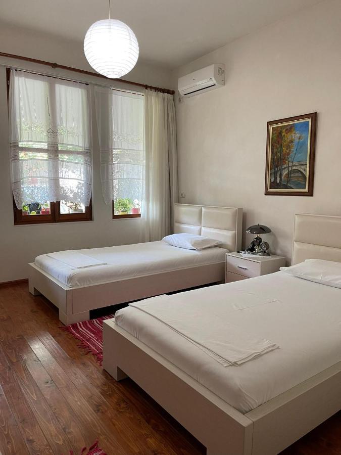 Veranda B&B Berat Extérieur photo